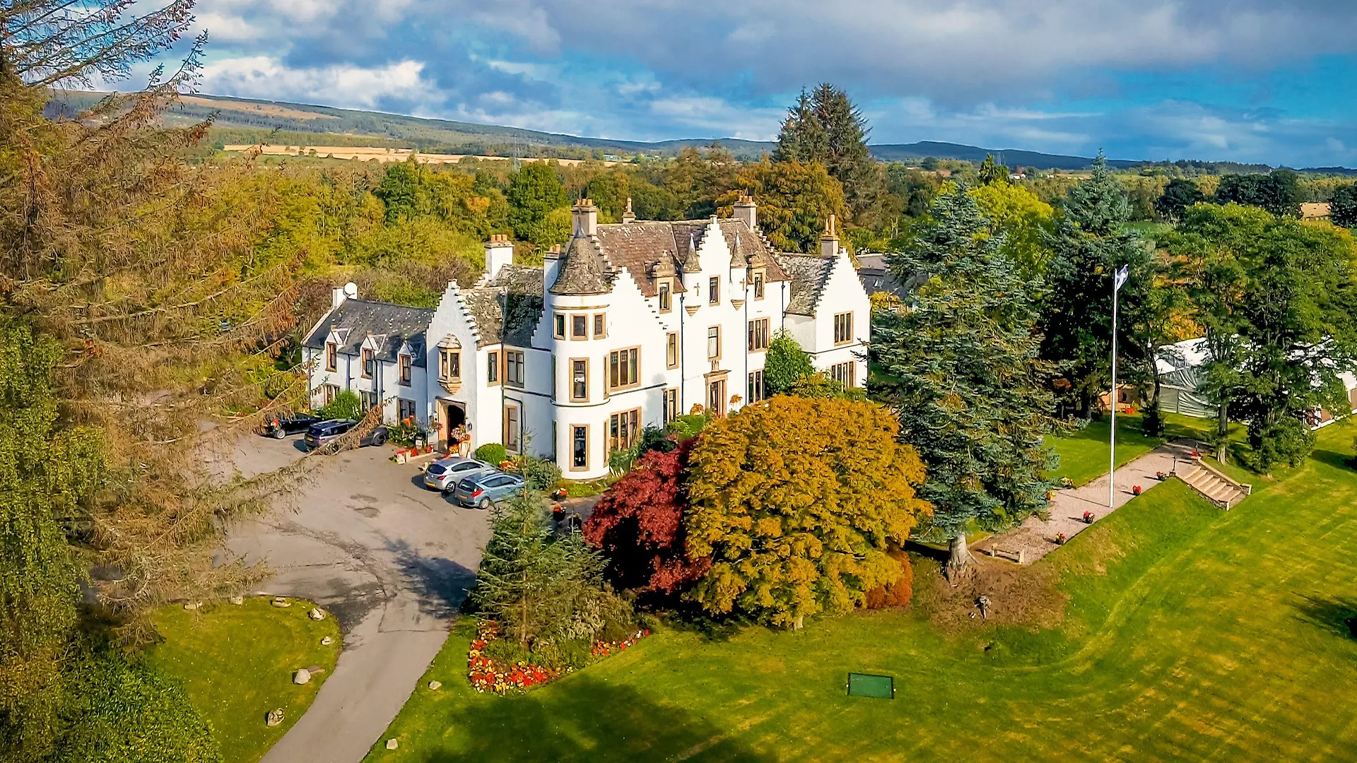 15 Smart Golf Hotels in the Highlands Worth Booking