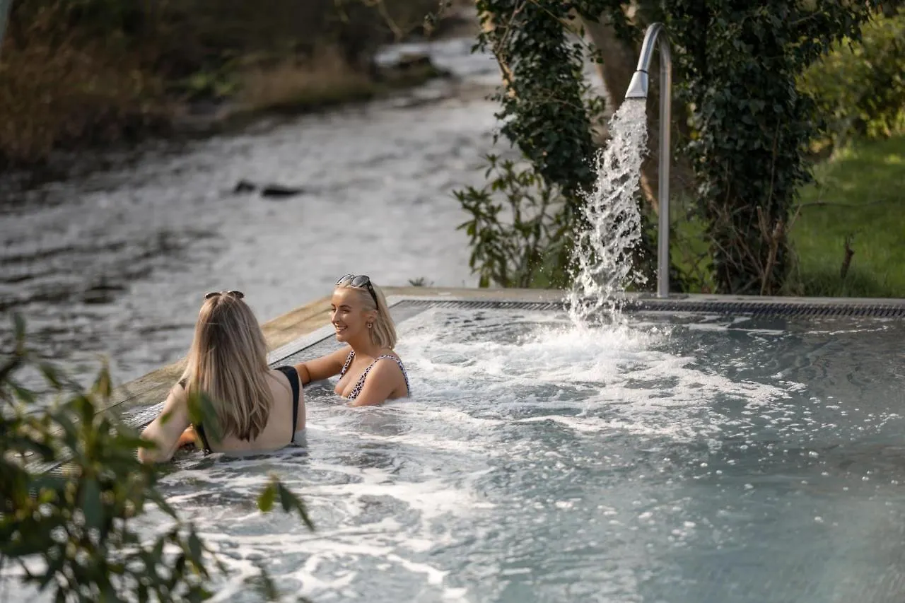 15 Romantic Hotels in Northern Ireland for Couples Who Mean It