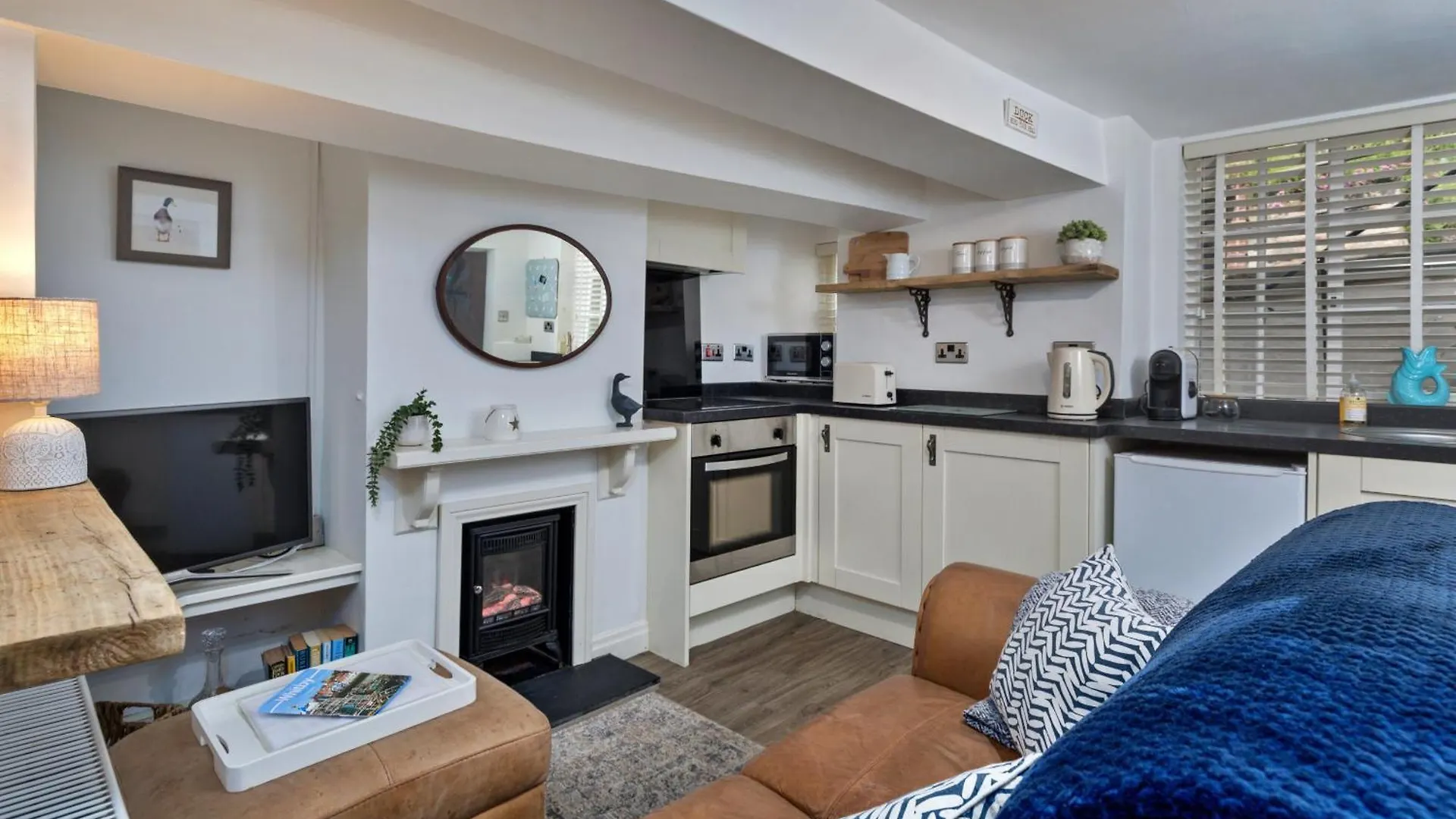 5 Holiday Homes Near Whitby Abbey That Stand Out