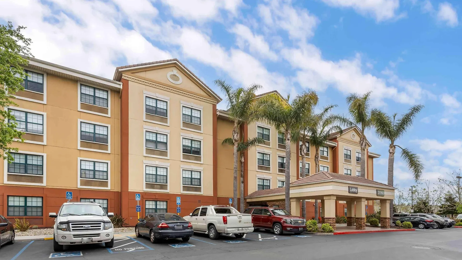 4 Family-Friendly Hotels in San Francisco Bay Area Worth Booking